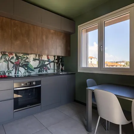 Casamarga / Brand New Design W/ Parking And View From The Balcony *