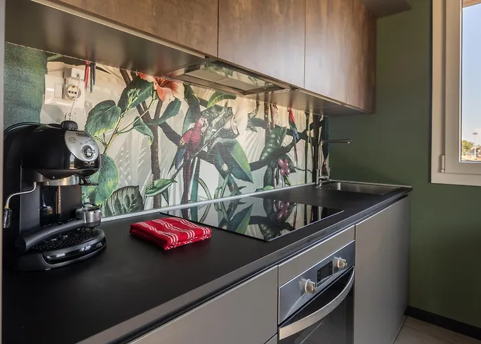 Lägenhet Design With Parking And View From The Balcony 2 Klm Station To 5 Terre And Walking Distance To The Waterfront *